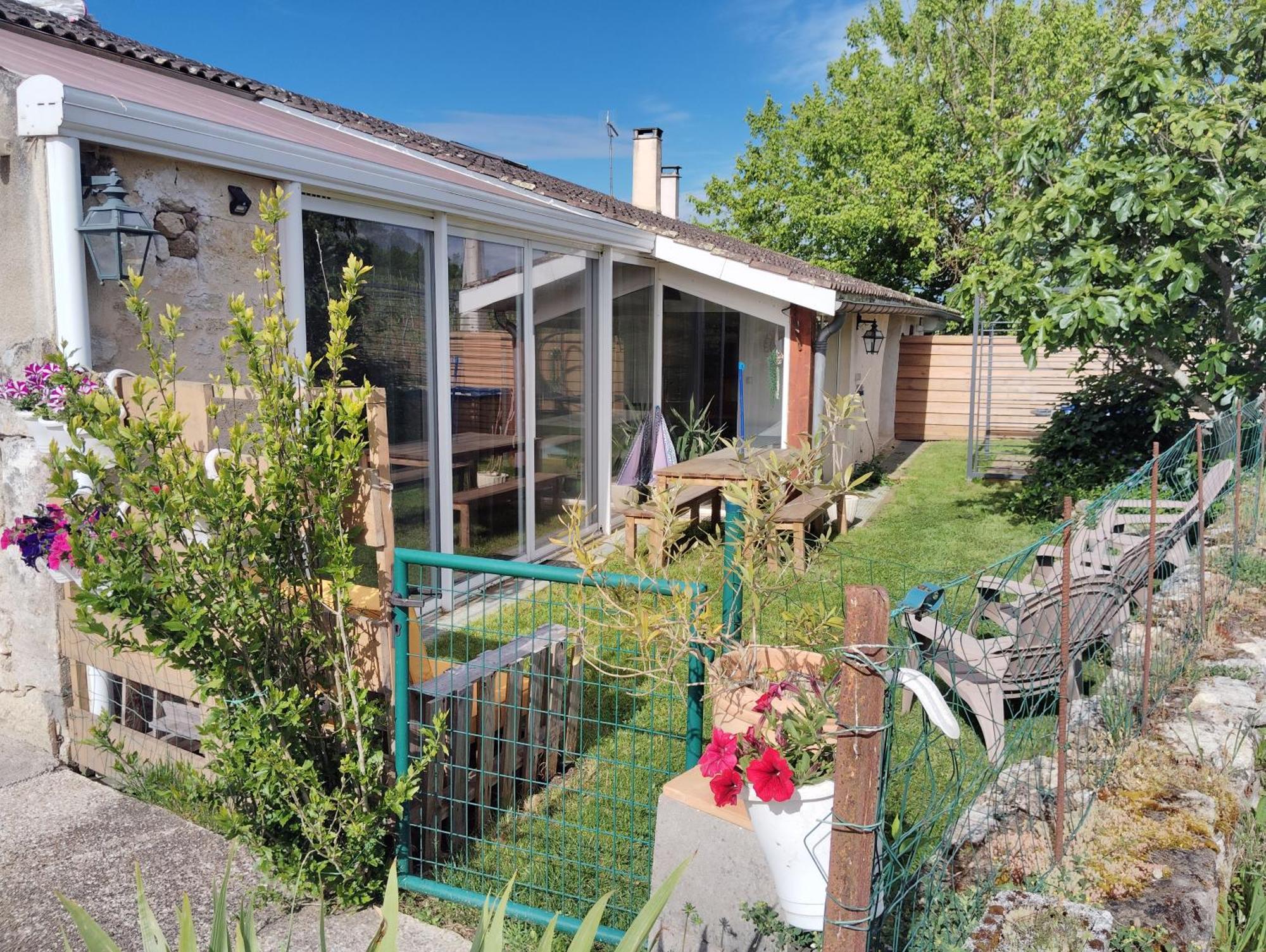 Gite L'Edenwine Doulezon Exterior foto